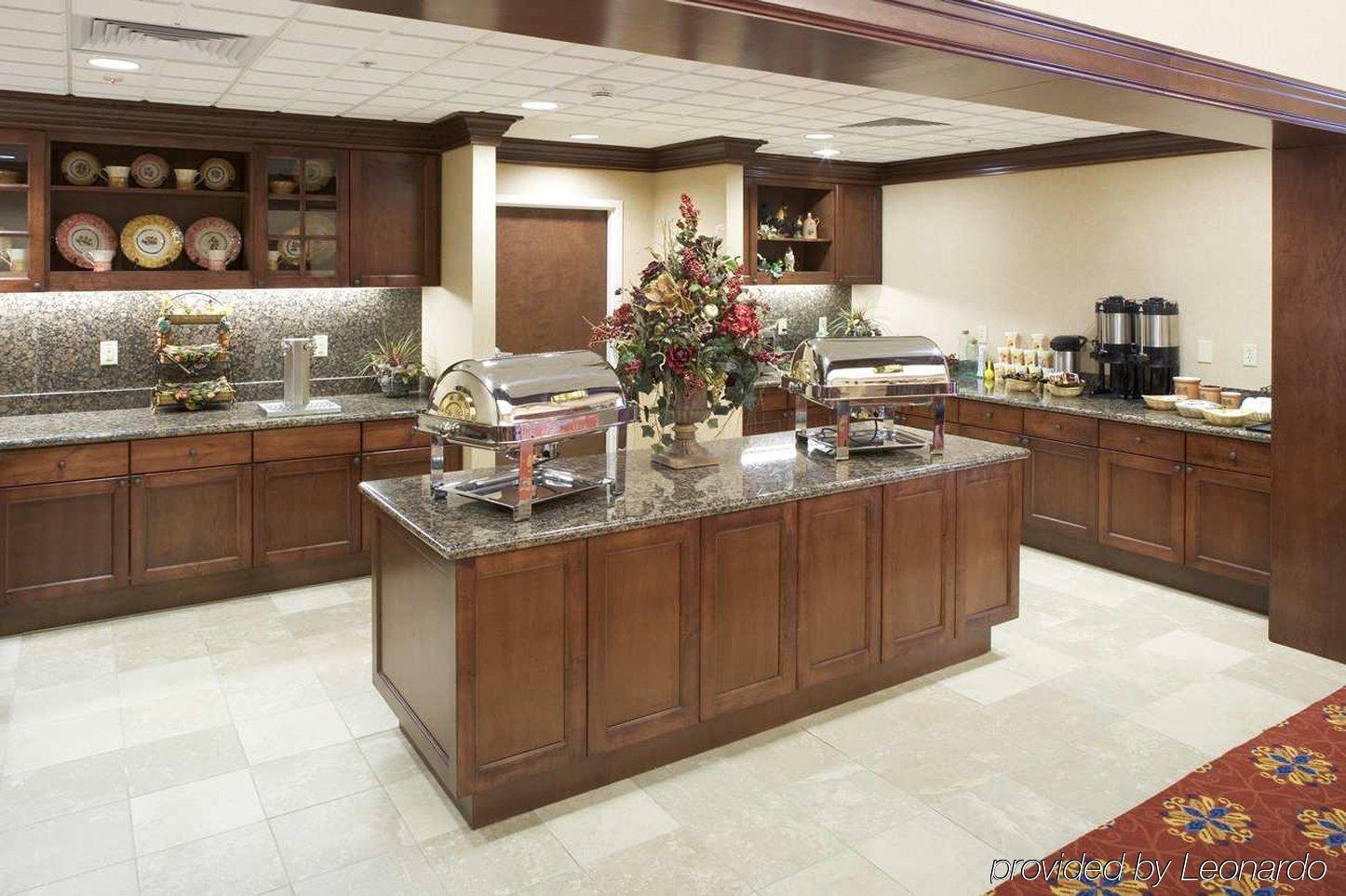 Homewood Suites Laredo At Mall Del Norte Restoran gambar